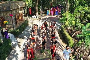 Độc đáo ngày hội làng cổ hơn 500 năm ở TT - Huế