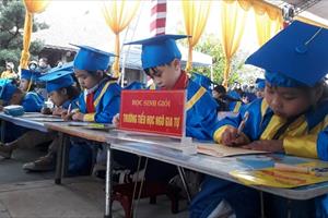 635 học sinh giỏi dự Lễ hội Khai bút Xuân Quý Mão tại đền Mạc