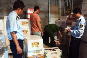 Thu giữ trên 3.300 sản phẩm thuốc bảo vệ thực vật vi phạm về nhãn hàng hóa tại An Giang