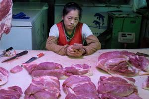 Trung Quốc tiếp tục xả kho gần 13.000 tấn thịt lợn dự trữ ra thị trường