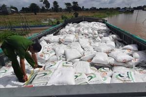 Tin PL: Bắt 100 tấn đường lậu từ Campuchia vào Việt Nam