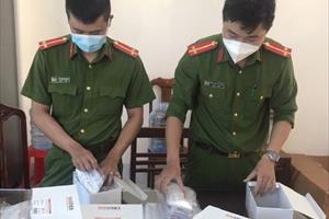 Thu giữ hàng trăm bộ kit test nhanh Covid-19 không có hóa đơn tại Đắk Nông
