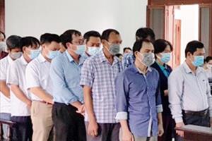 Vụ lộ đề thi công chức ở Phú Yên, Phó giám đốc Sở Nội vụ bị tuyên án 2 năm tù 