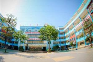 Hà Nội: Một học sinh Trường Tiểu học Đoàn Thị Điểm bị bỏ quên trên xe ô tô