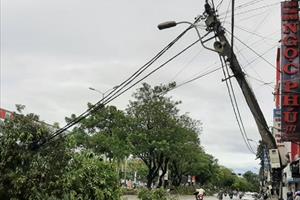 Bão số 5 khiến Thừa Thiên - Huế bị cúp điện trên diện rộng