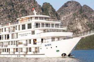 Quảng Ninh: Toàn bộ nhân viên tàu du lịch Ambassador Cruisse âm tính lần 1