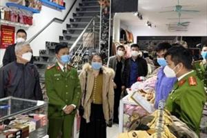 Thanh Hóa: Khởi tố 2 vợ chồng chủ cửa hàng quần áo Mai Hường