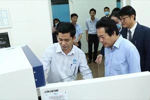 Hai bệnh viện của Quảng Ngãi tiếp nhận thiết bị y tế trị giá gần 1,8 tỷ đồng