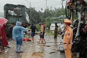 Tai nạn nghiêm trọng xảy ra tại Thanh Hóa, 2 người chết, 3 người bị thương