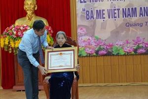Trao tặng, truy tặng 31 danh hiệu Bà mẹ Việt Nam Anh hùng ở Quảng Trị và TT- Huế