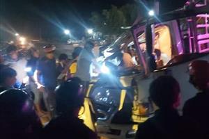 Đắk Lắk: Đầu xe tải bẹp dúm khiến 2 người tử vong, 1 người nguy kịch