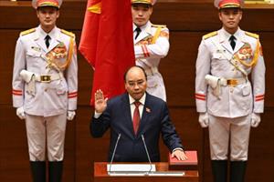 Chủ tịch nước Nguyễn Xuân Phúc tuyên thệ nhậm chức 