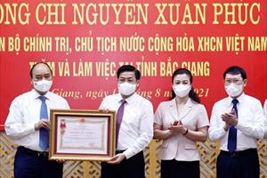 Chủ tịch nước trao Huân chương Lao động hạng Ba cho tỉnh Bắc Giang vì thành tích chống dịch Covid-19
