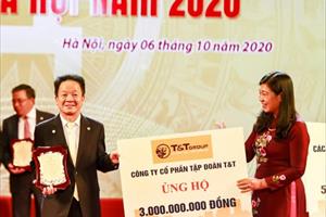  “Bầu Hiển” ủng hộ 5 tỷ đồng cho Quỹ Vì người nghèo Thành phố Hà Nội