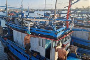 Khơi thông luồng lạch cho cảng cá, khu neo đậu tàu, thuyền: Việc làm nhiều lợi ích