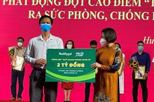 Quỹ Phát triển Tài năng Việt tiếp sức TP. HCM chống dịch