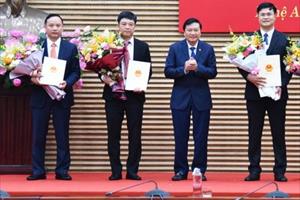 Nghệ An trao quyết định bổ nhiệm cán bộ 2 sở và Ban quản lý Khu kinh tế Đông Nam