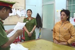Phú Yên: Lừa bán tôm hùm giá cao để lấy gần 1,5 tỷ đồng của ngư dân