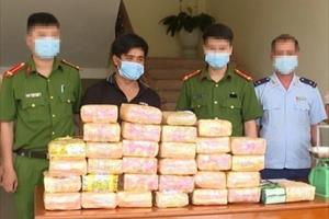Tử hình đối tượng vận chuyển 31kg và 12.000 viên ma túy 