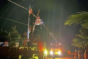 PC Đắk Nông đảm bảo sử dụng điện an toàn trong mùa mưa bão