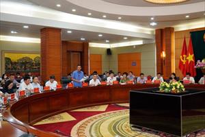 Chủ tịch UBND TP. Hải Phòng đối thoại với 12 hộ dân nuôi ngao quận Hải An