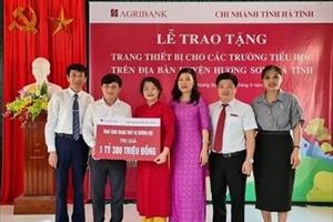 Agribank CN Hà Tĩnh đồng hành cùng ngành Giáo dục huyện Hương Sơn