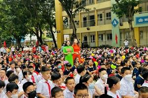 Hà Nội dùng ngân sách hỗ trợ học phí cho học sinh năm học 2022 - 2023