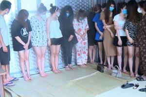 Thanh Hóa: Bắt quả tang 22 thanh niên tụ tập hát karaoke, sử dụng chất ma túy giữa đại dịch