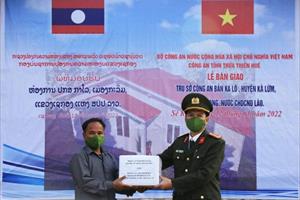 Công an tỉnh Thừa Thiên – Huế xây dựng 3 trụ sở làm việc cho Công an nước bạn Lào