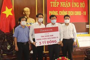 Agribank ủng hộ tỉnh Quảng Nam 3 tỷ đồng phòng chống dịch COVID-19