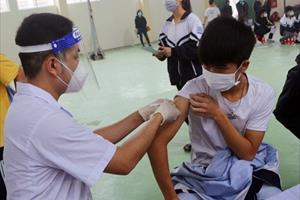 Hà Nam bắt đầu tiêm vaccine phòng Covid-19 cho trẻ 14 tuổi