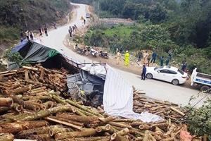 Thanh Hóa: Hiện trường vụ tai nạn giao thông đặc biệt nghiêm trọng làm 7 người tử vong