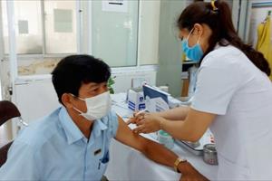 Quảng Nam đẩy nhanh tiến độ tiêm vắc xin phòng Covid-19