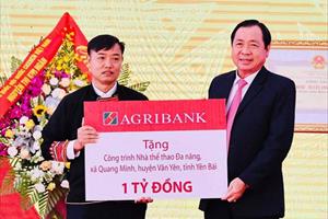 Agribank trao tặng nhà văn hoá thể thao đa năng cho xã Quang Minh