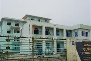 Đà Nẵng: Bệnh viện Phục hồi chức năng (cũ) bỏ hoang, thành nơi phóng uế, vẽ bậy