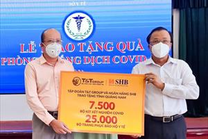 “Bầu Hiển” tiếp tục ủng hộ hàng ngàn kit xét nghiệm tiếp sức cho Quảng Nam chống dịch