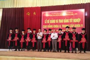 Trường cao đẳng nghề kỹ thuật Việt Đức: Trao bằng tốt nghiệp cho gần 640 học sinh, sinh viên