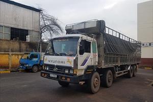 Đắk Lắk: Bắt xe ô tô tải chở gỗ lậu từ huyện Ea Súp ra TP. Buôn Ma Thuột tiêu thụ