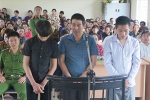 Phú Yên: Không đồng ý quay lại với nhau, thuê cháu ruột tạt axít người tình, lãnh án tù