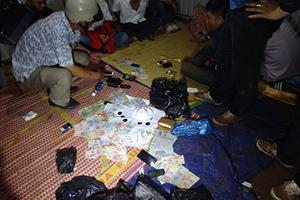 Đắk Lắk: Bắt nhóm đánh bạc trong khu rẫy
