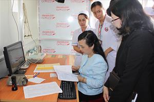 Bộ trưởng Bộ Y tế Nguyễn Thị Kim Tiến thăm, làm việc tại tỉnh Long An