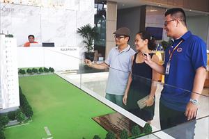 Him Lam Land tổ chức cho khách hàng tham quan căn hộ hoàn thiện tại dự án Him Lam Phú An