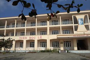 Quảng Ninh: Trường tiền tỷ “đắp chiếu” nhiều năm, đâu là nguyên nhân?
