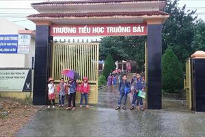 Hà Tĩnh: 700 trường học cho học sinh nghỉ tránh bão