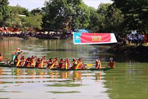 Hà Tĩnh: Nô nức ngày hội đua thuyền