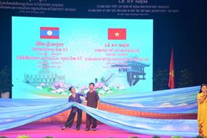 Hà Tĩnh kỷ niệm 55 năm Ngày thiết lập quan hệ ngoại giao Việt Nam - Lào