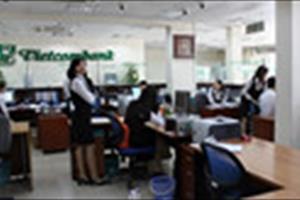 Hàng loạt khách hàng Vietcombank bỗng nhiên bị khoá thẻ