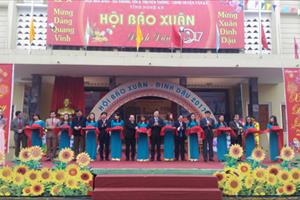 Khai mạc Hội báo Xuân Đinh Dậu tỉnh Nghệ An 2017