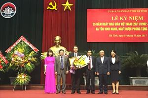 Hà Tĩnh kỷ niệm 35 năm Ngày Nhà giáo Việt Nam