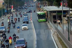 Phát triển xe buýt nhanh BRT ở Hà Nội: Hiệu quả và các vấn đề tồn tại